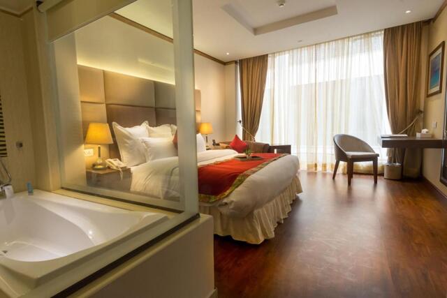 -edgerton Road, Lahore, Luxus Grand Hotel