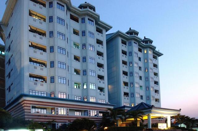 Jalan Raya Kupang Baru, Surabaya, Puri Darmo Surabaya