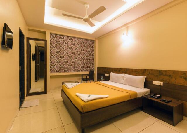 Assembly Road Near Basant Bahar Talkies Kolhapur, Kolhapur, Hotel Darshan Vishwas