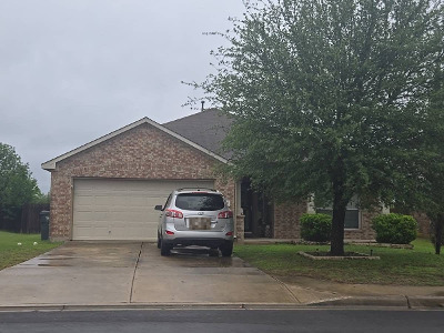 Cherrywood, Kyle, Preforeclosure Single-family Home