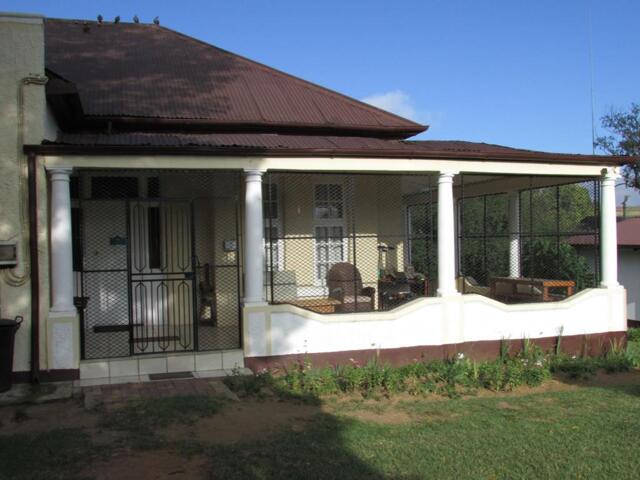 Taute Street, Machadodorp, Absolute Leisure Cottages Taute Street, Machadodorp, Absolute Leisure Cottages