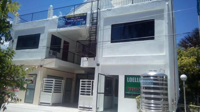 Aragones Street, Cebu, Luna Oslob Travellers