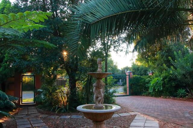 Emerald Ave, Lyttelton Manor, Centurion, Pretoria, Rozendal Guest House Emerald Ave, Lyttelton Manor, Centurion, Pretoria, Rozendal Guest House