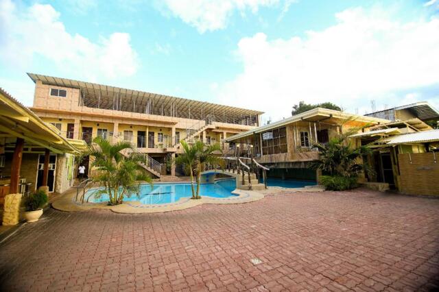 Looc, Oslob, Cebu, Ging-ging Hotel &