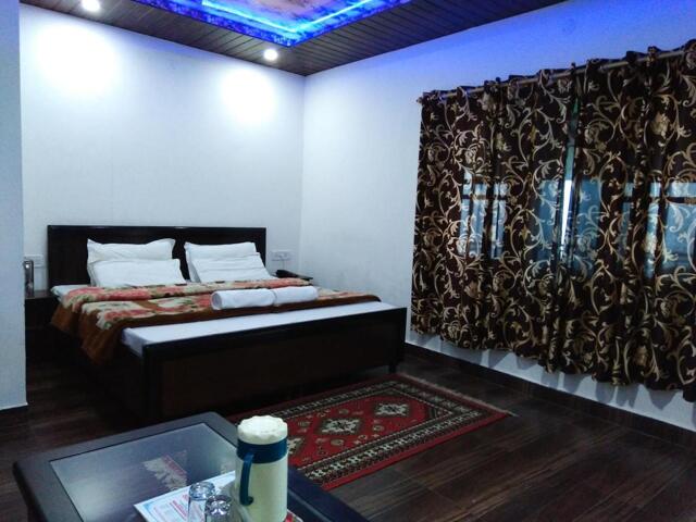Bathri View Estate Baloon Church Road Dalhousie, Dalhousie, Hotel Himdhara, Hotel
