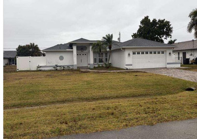 Se Th St, Cape Coral, Foreclosure Single-family Home