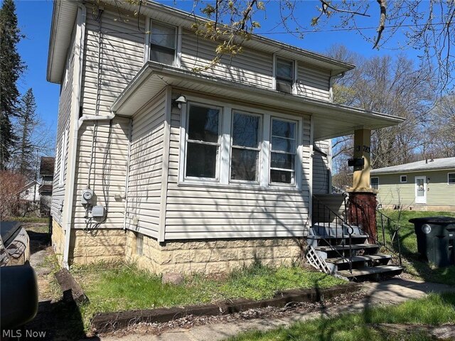 Leonard St, Akron, Home For Rent