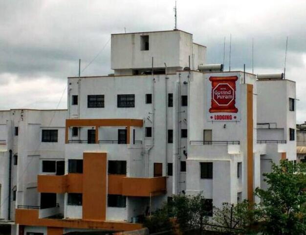 B, Khari Corner, Above Shri Laxmi Mangal Karyalay, Opp. Padmaraje Girls Highschool, New Mahadwar Roa