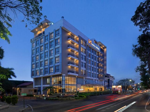 Jl. Gajah Mada No.  Babura, Medan Baru, Medan, Swiss-belinn Gajah Mada