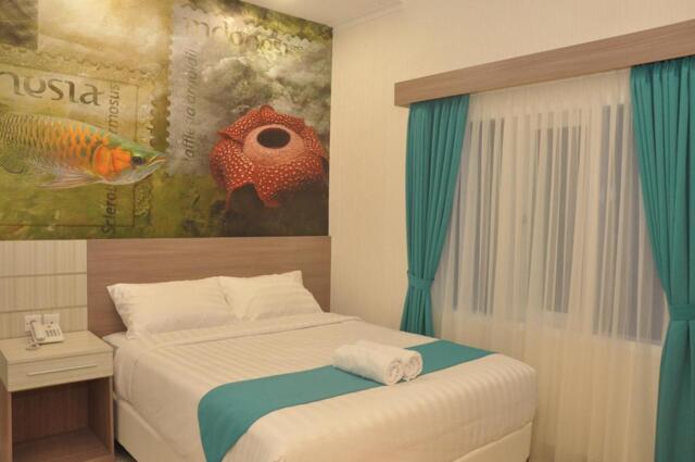 Cihampelas Street No.  Bandung, Bandung, Poin Phila Hotel