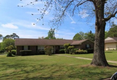 Brentwood Dr, Montgomery, Preforeclosure Single-family Home Brentwood Dr, Montgomery, Preforeclosure Single-family Home