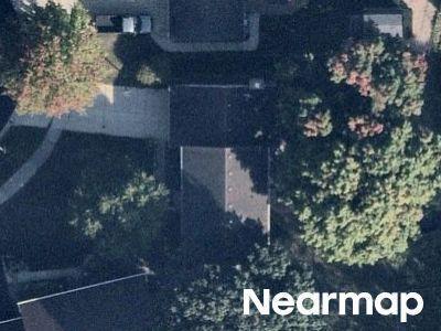 Westfield Dr, Saint Charles, Preforeclosure Single-family Home