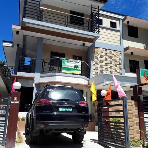 Natalio Bacalso Avenue, Barangay Calumpang, Cebu, Gravino Pension House