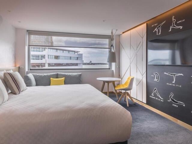 - Quay Street, Auckland, M Social Hotel