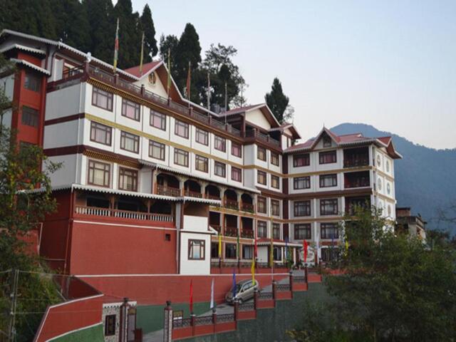 Gumba Gaon, Bhusuk Road, Rongyek, Gangtok, Tashiling Residency Hotel