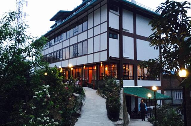 Sai Secondary School, Thapa Golai, Gangtok, Gangtok, Hotel 100 Petals
