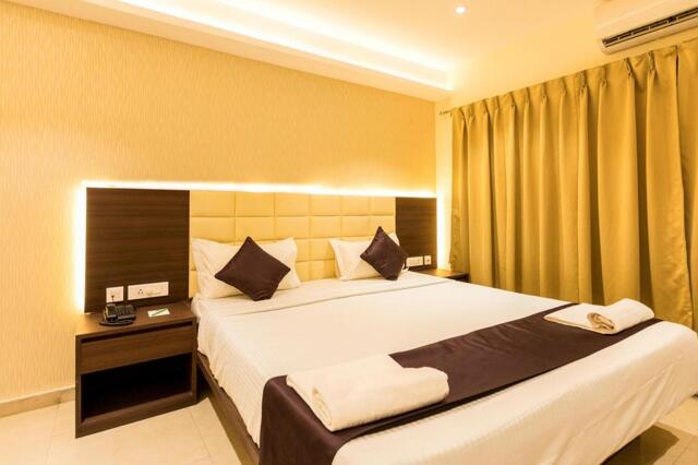 A Burdwan Road, Alipore, Kolkata, Lynq Cico Hotel
