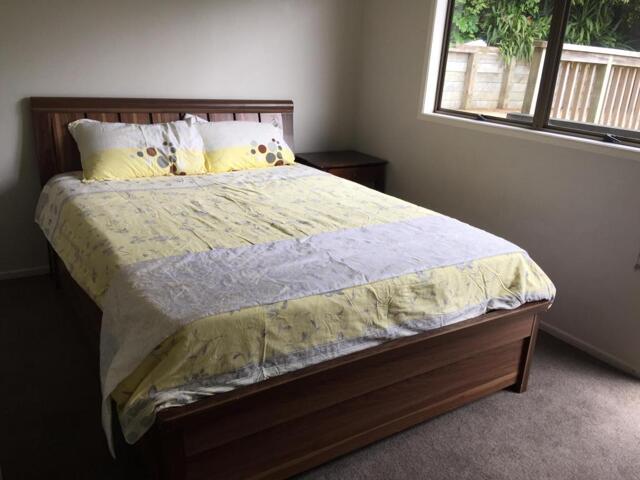 Ayton Drive Unit A, No., Auckland, Seaview House, Villa