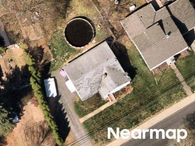 Woodlawn Ave, Kittery, Preforeclosure Single-family Home