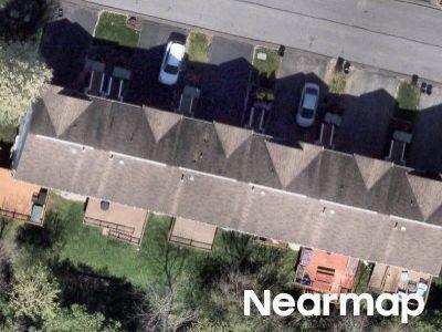Mountain Dr, Carnegie, Preforeclosure Townhouse In