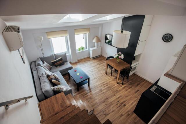 Radziwilowska, Krakow, Four People Apartment