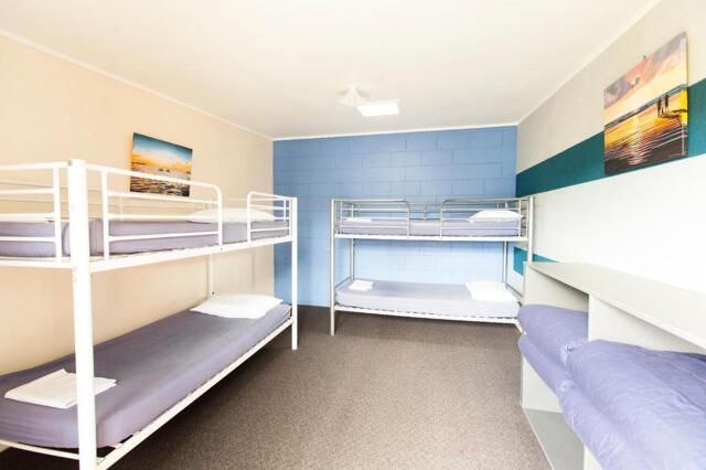 Commerce Street, Kaitaia, Beachcomber Lodge &