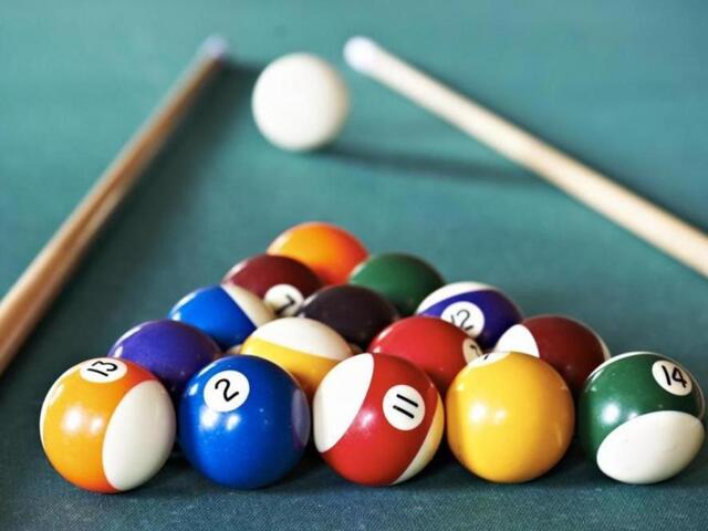 Bastion Hotel Leiden Voorschoten, Otal Don Hayar, Leiden