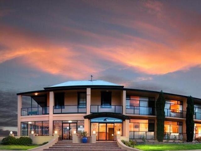 Kangaroo Island Seafront Hotel, Resort For Rent, Kangaroo Island