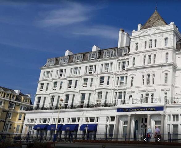 Gwesty Cavendish, Hotel For Rent, Eastbourne