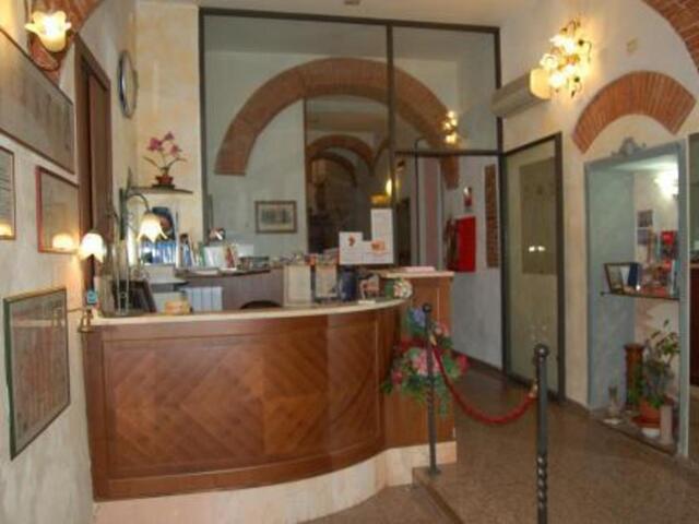 Hotel Leonardo, Hotel For Rent, Pisa