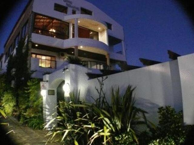 Misty Waves Boutique Hotel, Hotel For Rent, Hermanus