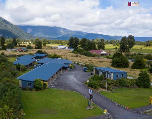 Sunset Motel, Motel For Rent, Fox Glacier
