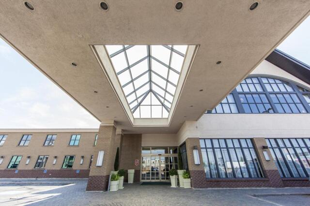 د راډیسن هوټل مونټریال هوایی ډګر ، د کرایې لپاره هوټل ، مونټریال (qc)