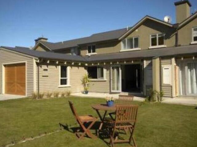 Arrowfield Apartments, Serviced Apartment For Rent, Queenstown Arrowfield Apartments, Serviced Apartment For Rent, Queenstown