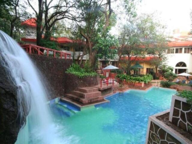 ഹോർസ്‌ലാൻഡ് ഹോട്ടലും മൗണ്ടൻ സ്പായും, ഹോട്ടൽ വാടകയ്‌ക്ക്, മാത്തേരൻ