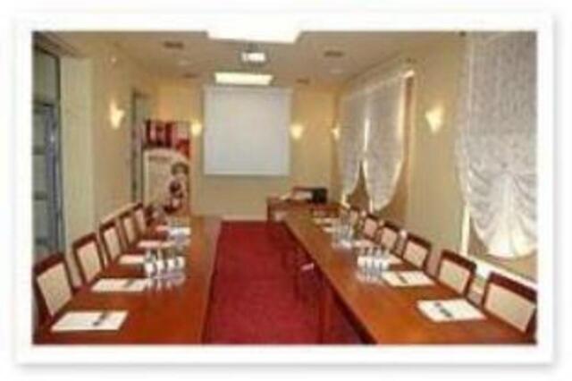 Antares Hotel, ਕਿਰਾਏ ਲਈ ਹੋਟਲ, Gdynia