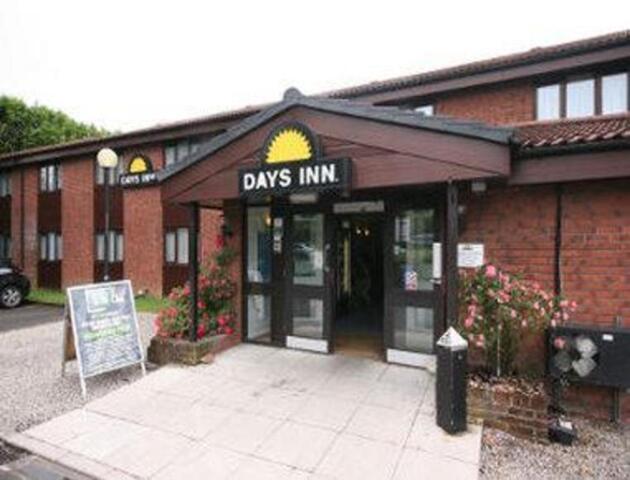 Days Inn Le Wyndham Bridgend, Caerdydd M4, Óstán ar Cíos, Ceann an Droichid