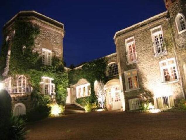 Domaine Saint Clair - Le Donjon, Hotel For Rent, Etretat Domaine Saint Clair - Le Donjon, Hotel For Rent, Etretat