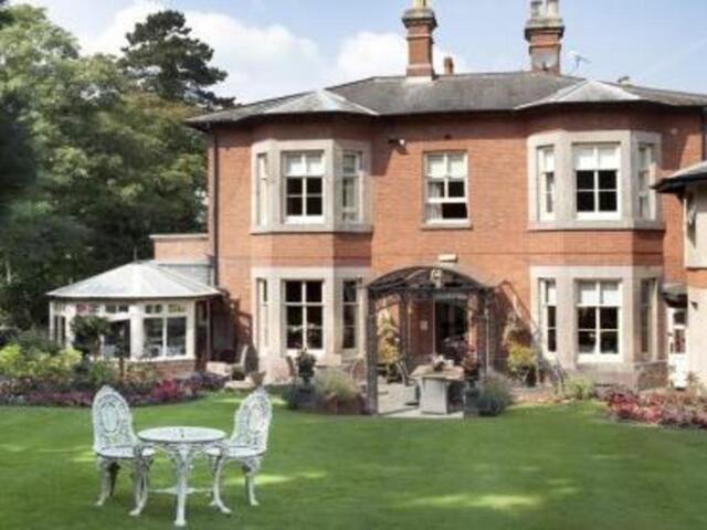 Gwesty Alexandra Court, Gwesty'r Rhent, Congleton