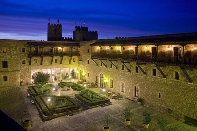 Parador De Siguenza, Hotel For Rent, Siguenza