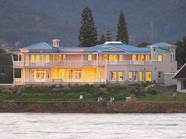 Ntlo ea Baeti ea Isola Bella, Ntlo ea Baeti/bethe le Sejo sa hoseng se Rentisoang, Knysna Ntlo ea Baeti ea Isola Bella, Ntlo ea Baeti/bethe le Sejo sa hoseng se Rentisoang, Knysna