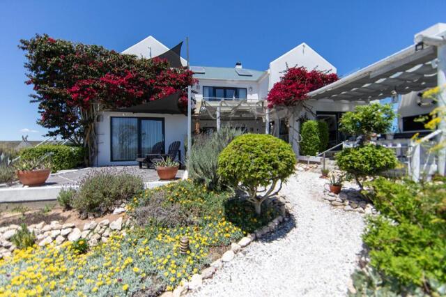 Farr Out Guesthouse, Guesthouse/bed And Breakfast For Rent, Paternoster