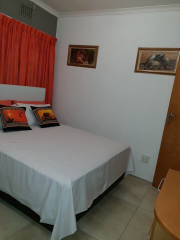 Room For Rent, Cape Town, Lyronne Guesthouse 