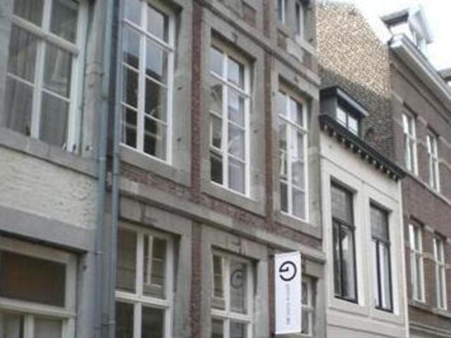 Galerie Hotel Dis, Hotel For Rent, Maastricht