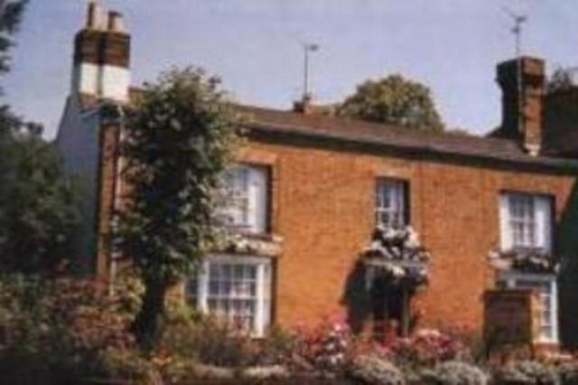 Beaumont, Nyumba ya Wageni/kitanda na Kiamsha kinywa Kwa Kukodisha, Sittingborne