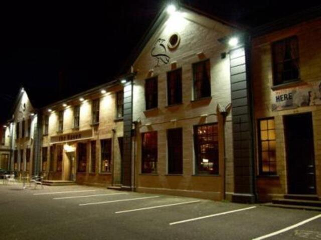 The Raven Hotel, Hotel For Rent, Corby