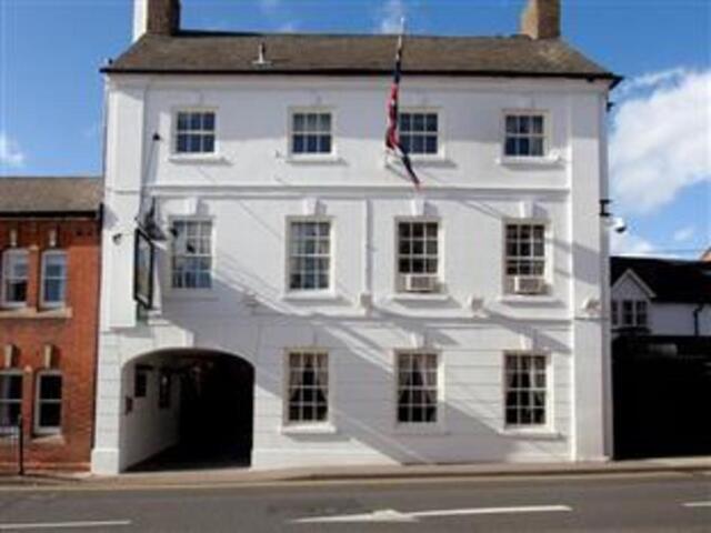 The Greyhound Coaching Inn, Guesthouse/bed And Breakfast For Rent, Harborough