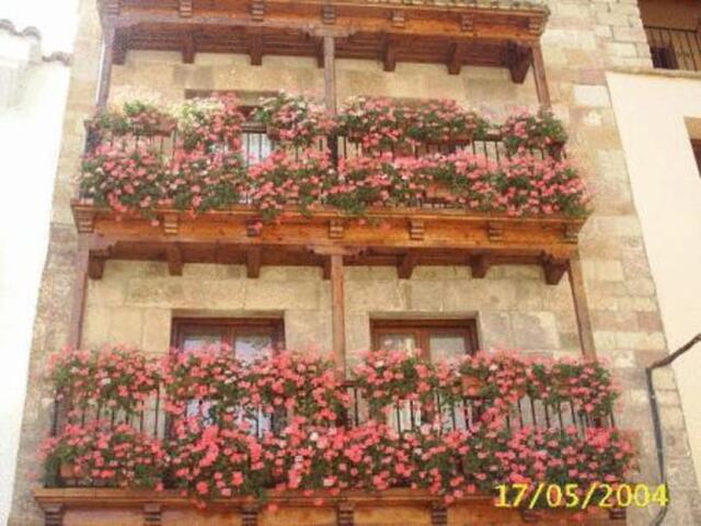 Hotel Jaime I, Hotel For Rent, Mora De Rubielos