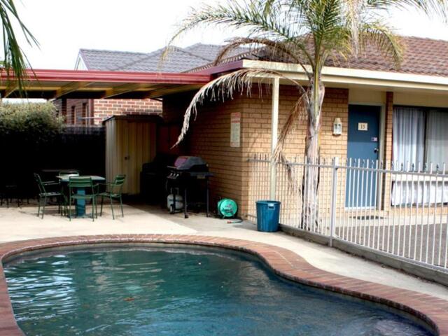 Country Home Motor Inn, Motel For Rent, Shepparton Country Home Motor Inn, Motel For Rent, Shepparton