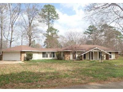 Ejecución hipotecaria de una vivienda unifamiliar en Brandon, Mississippi